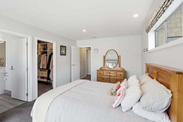 Photo of property in 5 Guardsman Place, Prebbleton, 7604