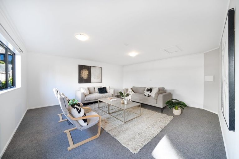 Photo of property in 12 Longmont Terrace, Churton Park, Wellington, 6037