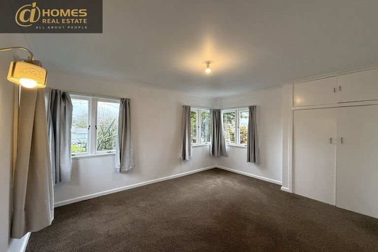 Photo of property in 17 Routley Drive, Glen Eden, Auckland, 0602