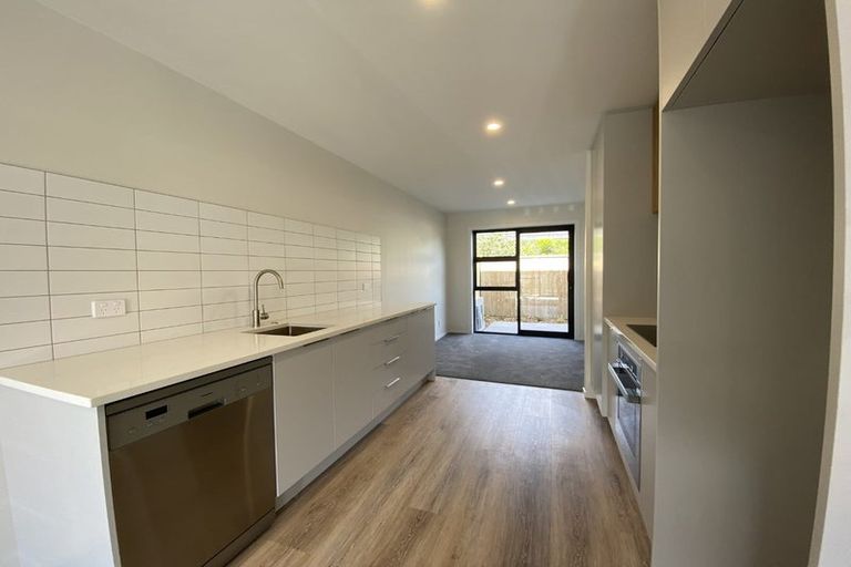 Photo of property in 4/33 Sladden Street, Naenae, Lower Hutt, 5011