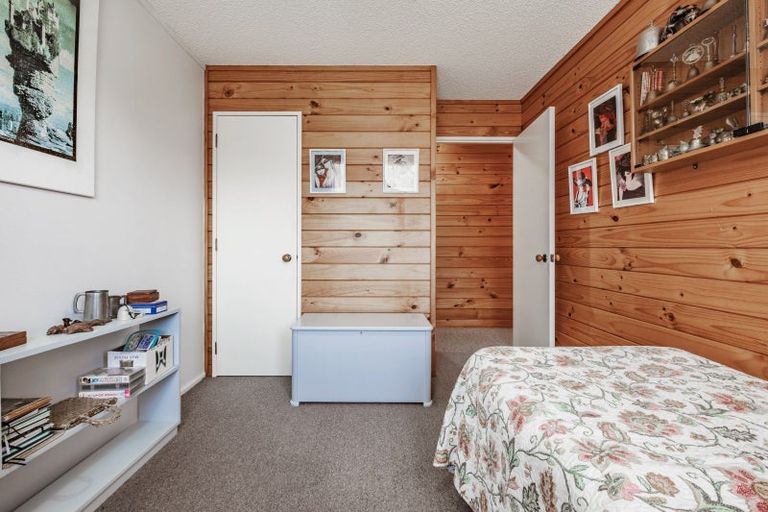 Photo of property in 26 Marchant Place, Westown, New Plymouth, 4310