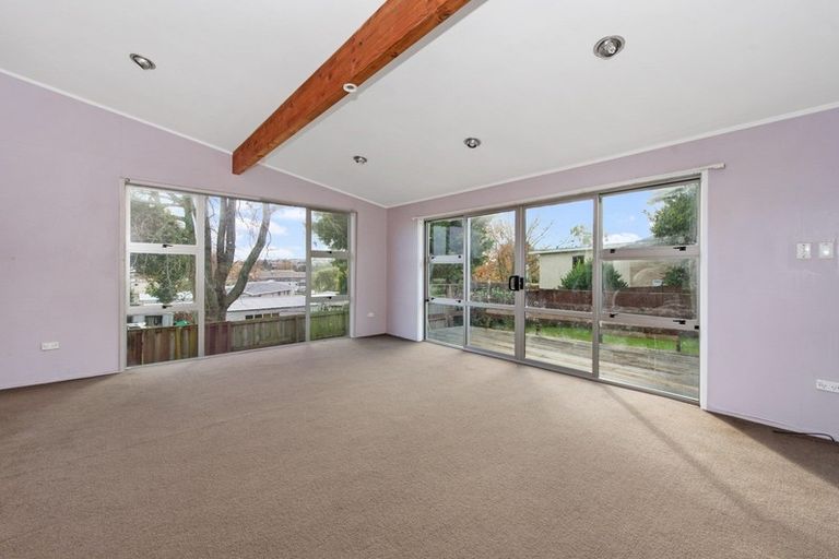 Photo of property in 1 Ross View Terrace, Dinsdale, Hamilton, 3204