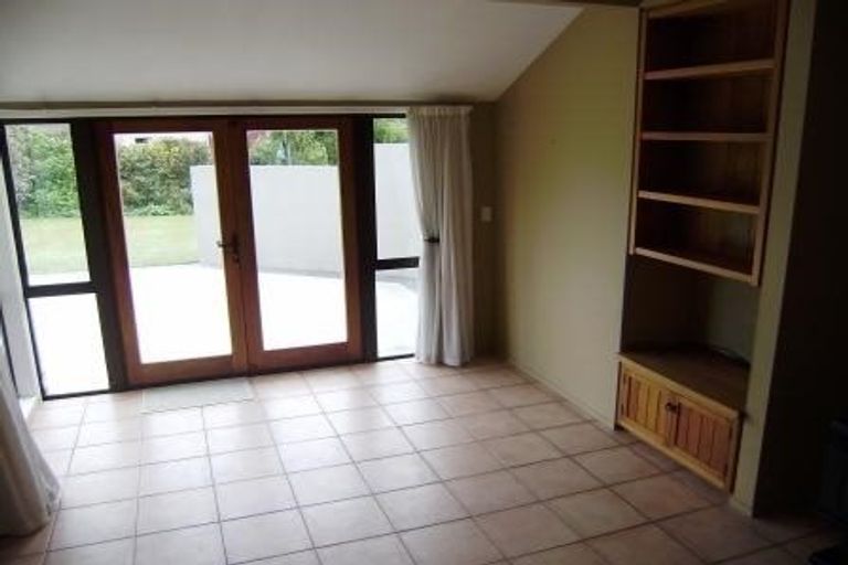 Photo of property in 71 West Belt, Rangiora, 7400