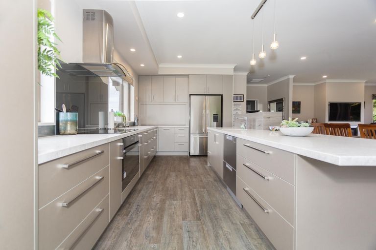 Photo of property in 12 North Ridge Drive, Oamaru North, Oamaru, 9400