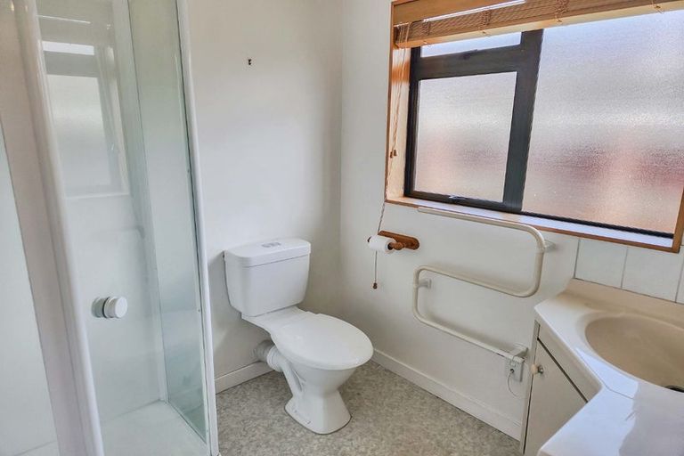 Photo of property in 115 Waiwhetu Road, Waterloo, Lower Hutt, 5011