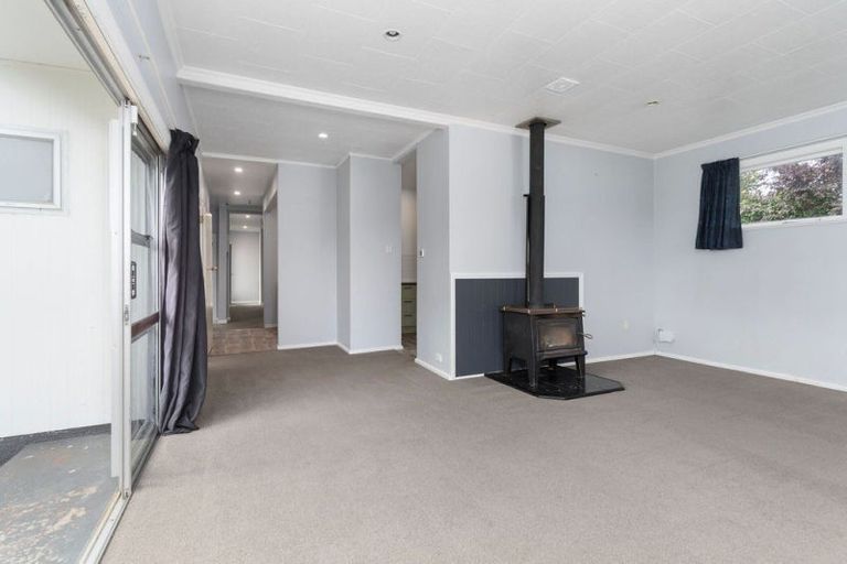Photo of property in 42 Wyndham Street, Carterton, 5713