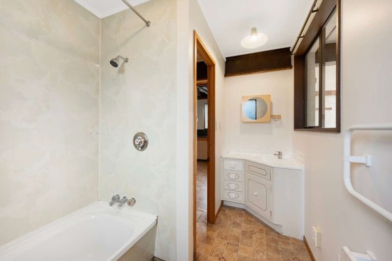 Photo of property in 4 Bodkin Street, Lake Hawea, Wanaka, 9382