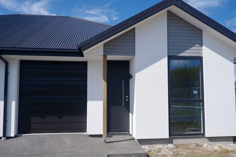 Photo of property in 13 Seelster Lane, Halswell, Christchurch, 8025