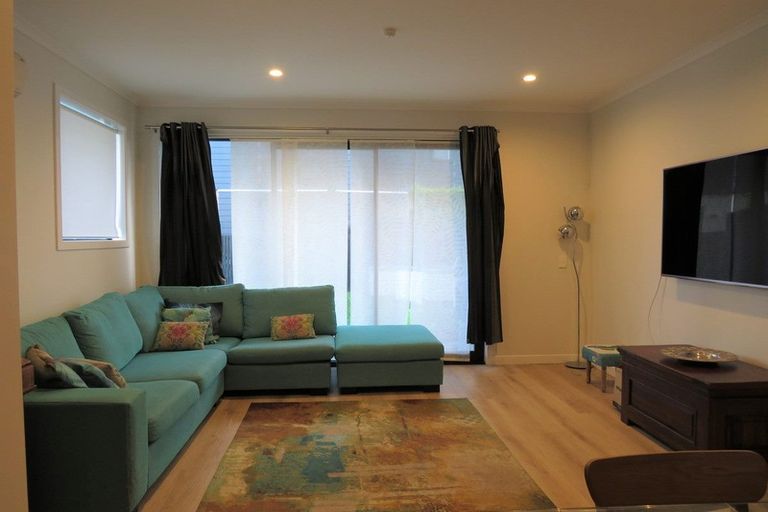 Photo of property in 8 Frank Gill Road, Hobsonville, Auckland, 0616