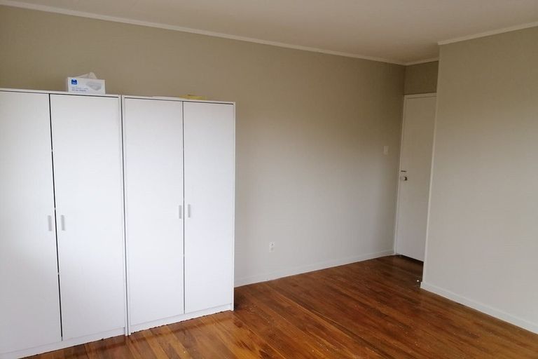 Photo of property in 103 Cascades Road, Pakuranga Heights, Auckland, 2010