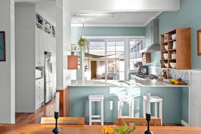 Photo of property in 14 Bains Avenue, Hamilton East, Hamilton, 3216