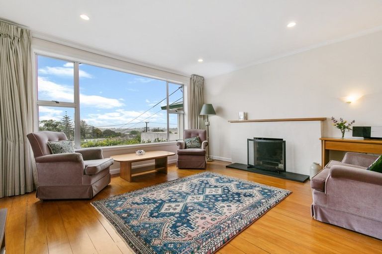 Photo of property in 39 Barrack Road, Mount Wellington, Auckland, 1060