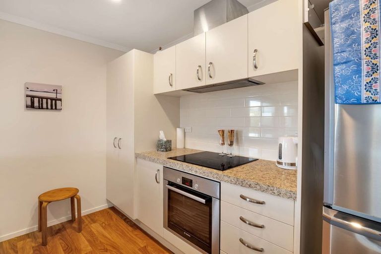 Photo of property in 9 Hewson Drive, Snells Beach, 0920