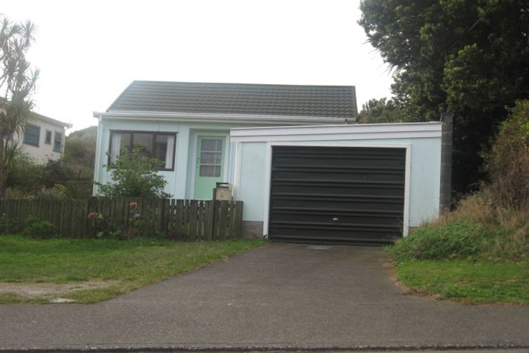 Photo of property in 15 Ocean Road, Paekakariki, 5034