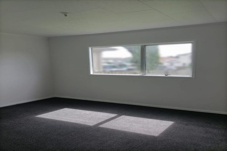 Photo of property in 21 Beaufort Place, Papatoetoe, Auckland, 2025