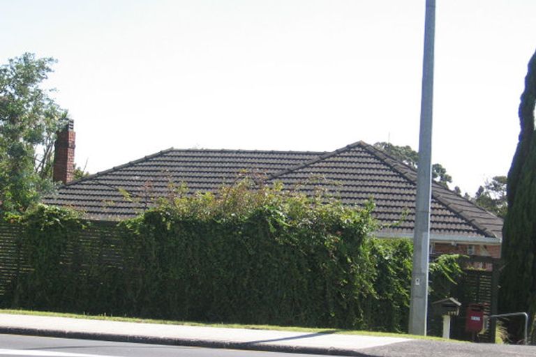 Photo of property in 2/177 Mokoia Road, Birkenhead, Auckland, 0626