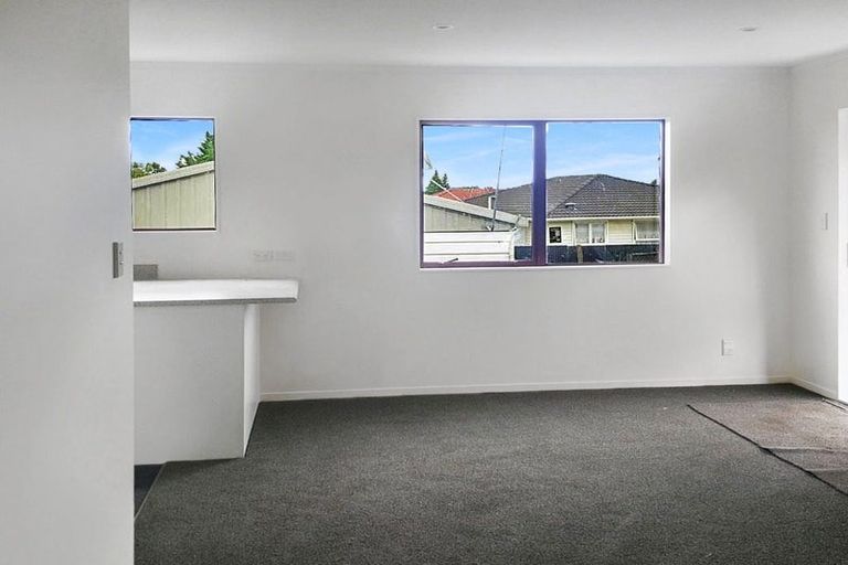 Photo of property in 65 Hobart Crescent, Wattle Downs, Auckland, 2103