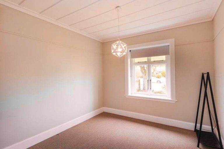 Photo of property in 31 Frederick Street, Terrace End, Palmerston North, 4410
