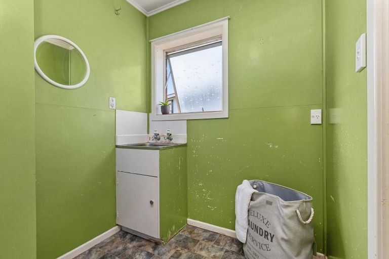 Photo of property in 35 Lorenzen Bay Road, Raglan, 3225