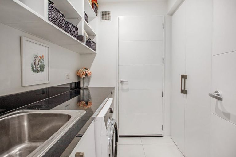 Photo of property in 3a Taylors Avenue, Bryndwr, Christchurch, 8052