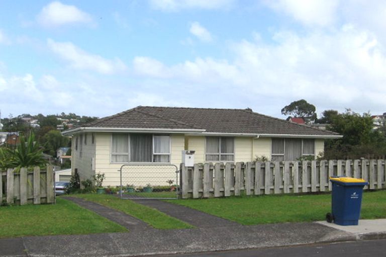 Photo of property in 9 Vallance Place, Massey, Auckland, 0614