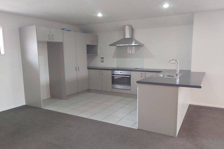 Photo of property in 2 Champagne Avenue, Yaldhurst, Christchurch, 8042