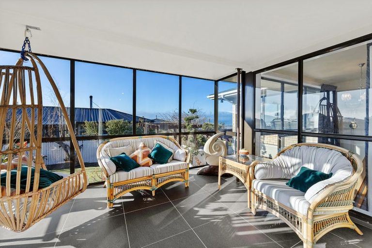 Photo of property in 120 Major Hornbrook Road, Mount Pleasant, Christchurch, 8081