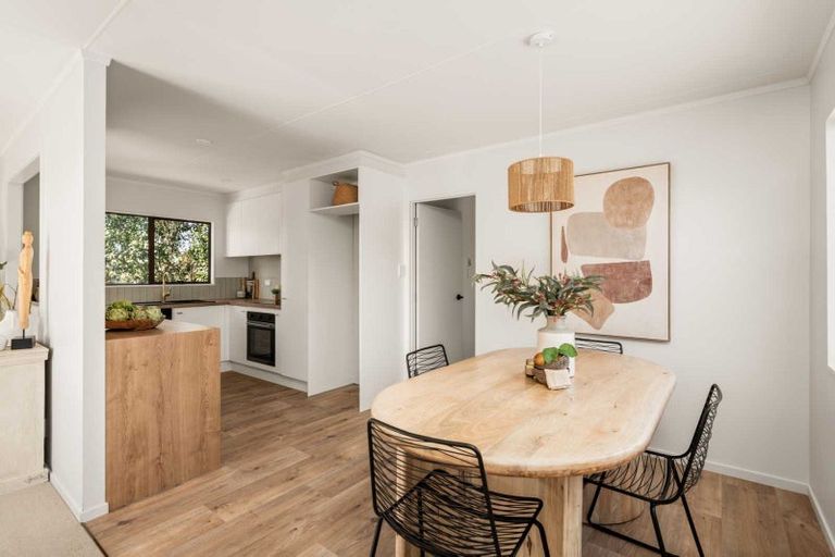 Photo of property in 14 Hastings Street, Te Puke, 3119