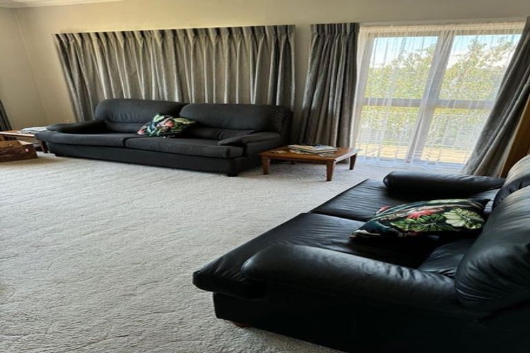 Photo of property in 48 Litten Road, Cockle Bay, Auckland, 2014