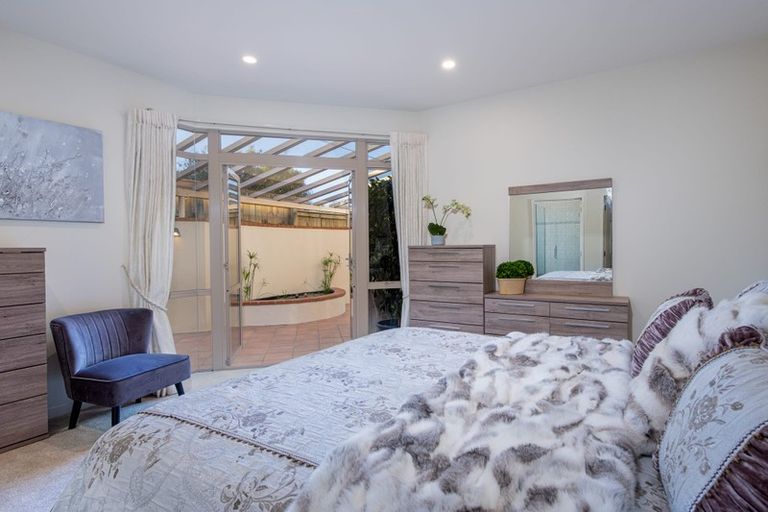 Photo of property in 3/284 Lake Road, Hauraki, Auckland, 0622