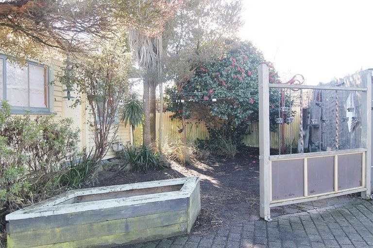 Photo of property in 2/12 Croydon Street, Sydenham, Christchurch, 8023