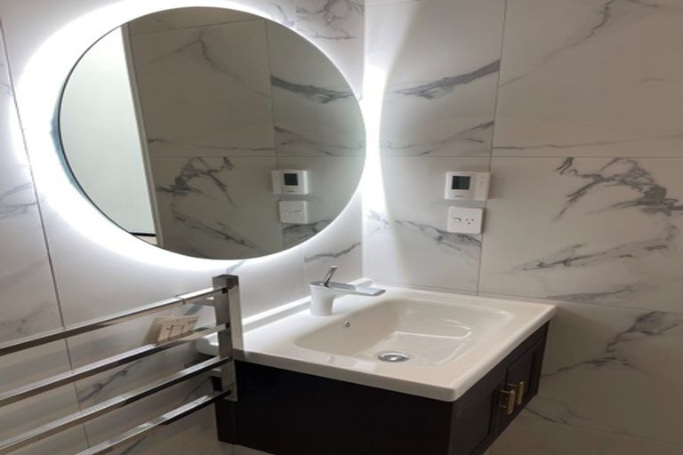 Photo of property in 5 Drumaness Road, Flat Bush, Auckland, 2019