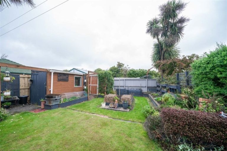 Photo of property in 9 Denise Crescent, Hornby, Christchurch, 8042