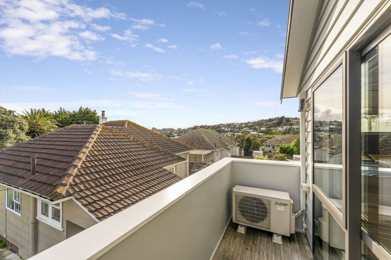 Photo of property in 1 Waiuta Street, Titahi Bay, Porirua, 5022