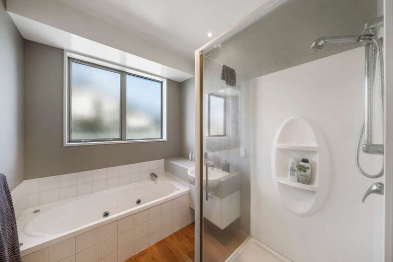 Photo of property in 9 Cunneen Place, Aidanfield, Christchurch, 8025