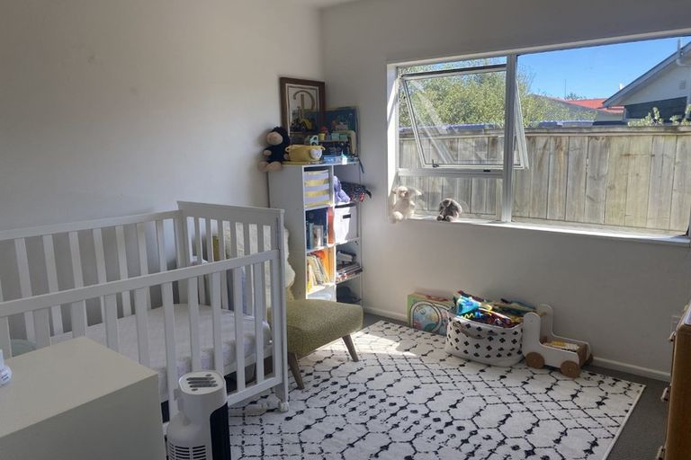 Photo of property in 81 Jellicoe Street, Martinborough, 5711