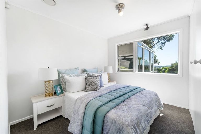 Photo of property in 10 Helvetia Drive, Browns Bay, Auckland, 0630