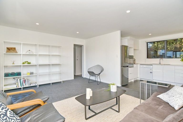 Photo of property in 1/33 Springfield Road, St Albans, Christchurch, 8014