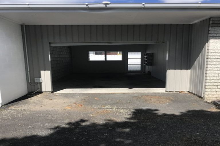 Photo of property in 2/4 Glasgow Street, St Andrews, Hamilton, 3200