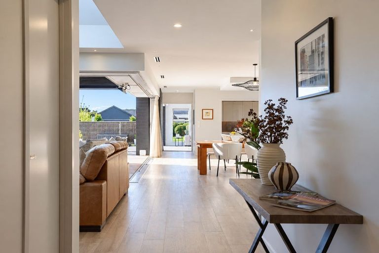 Photo of property in 2/50 Roto O Rangi Road, Leamington, Cambridge, 3432