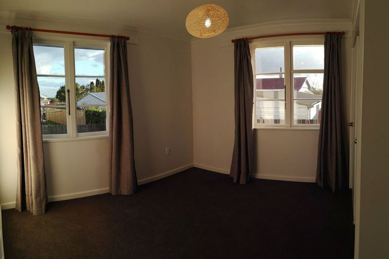 Photo of property in 12 Carlyle Street, Te Aroha, 3320