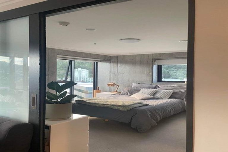 Photo of property in Frame Apartments, 1003/111 Molesworth Street, Thorndon, Wellington, 6011