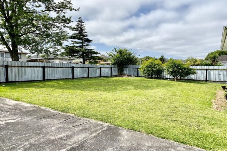Photo of property in 5 Dissmeyer Drive, Clover Park, Auckland, 2019