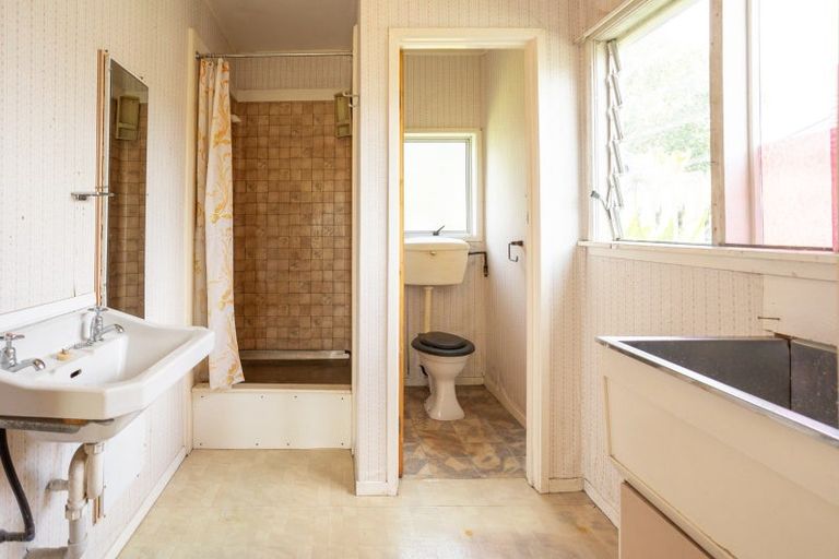 Photo of property in 24 South Highway East, Whitianga, 3510