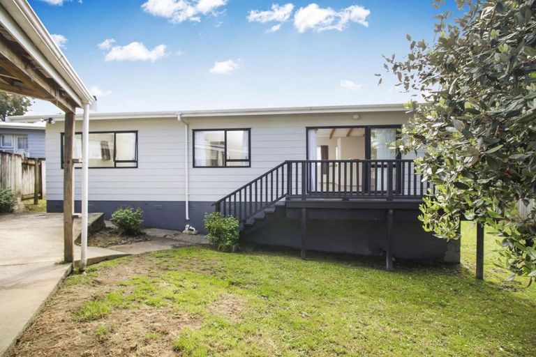 Photo of property in 57b Kamara Road, Glen Eden, Auckland, 0602