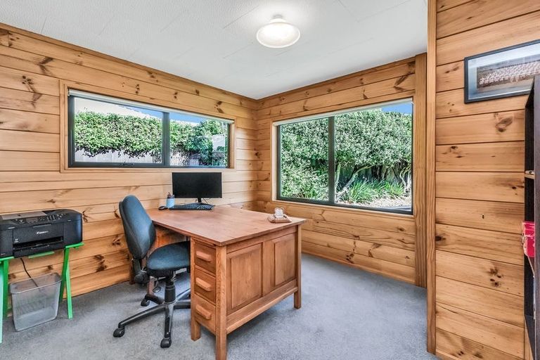 Photo of property in 9 De Renzie Place, Kirwee, Darfield, 7571