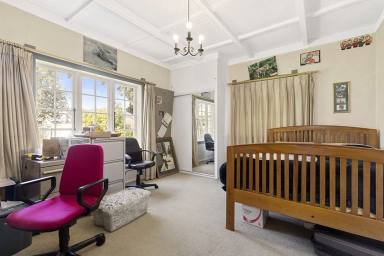 Photo of property in 93 Kings Crescent, Hutt Central, Lower Hutt, 5010