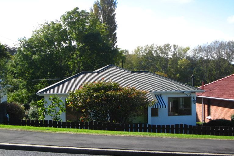 Photo of property in 42 Brockville Road, Glenross, Dunedin, 9011