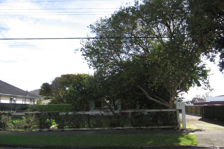 Photo of property in 7 Walters Street, Avalon, Lower Hutt, 5011
