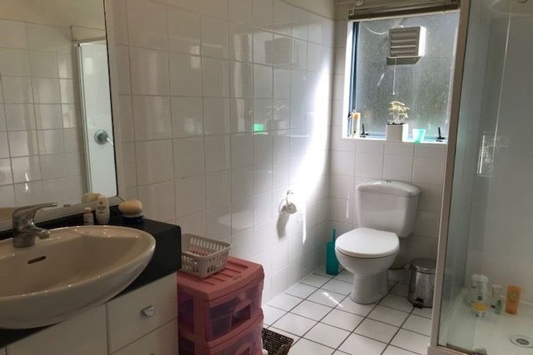 Photo of property in 2/18 Ohiro Road, Aro Valley, Wellington, 6021